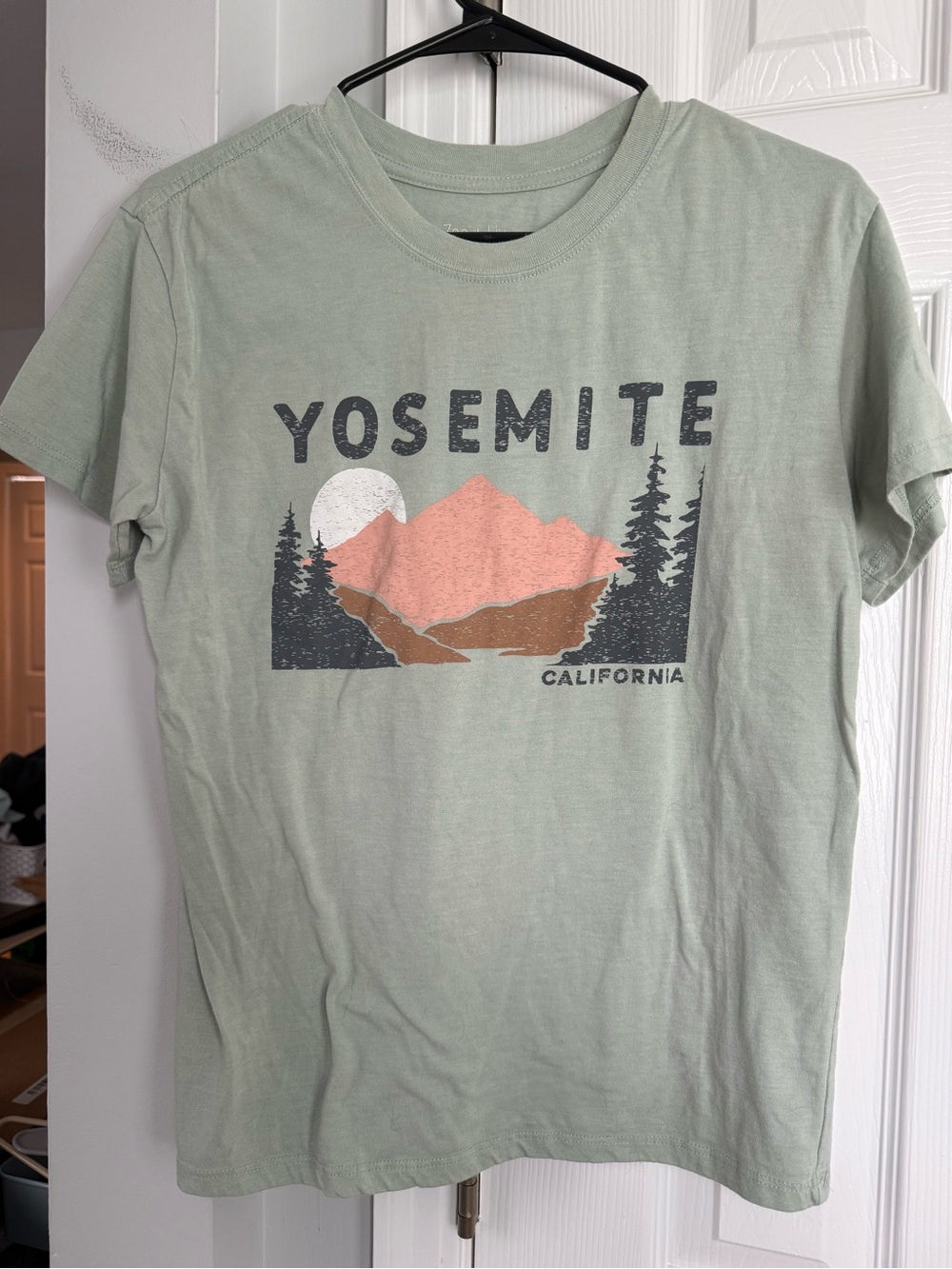Zoe + Liv Yosemite Graphic Tee - Sage Green with Pink & Brown Print